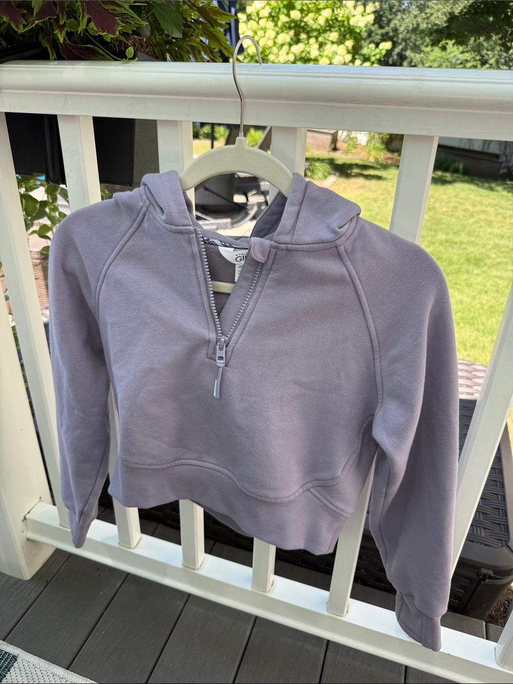 Athleta Cropped Lavender Half-Zip Sweatshirt Hoodie - size 8-10